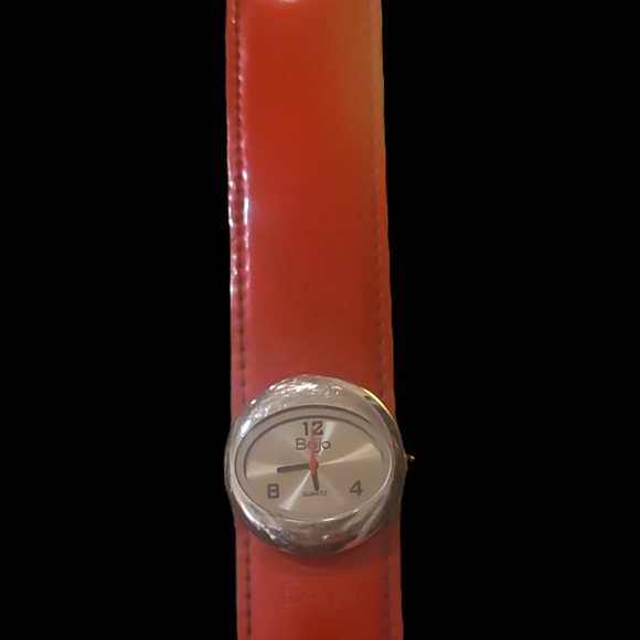 Vintage Beijo Slap Bracelet Watch Red and Black 90s ish - Picture 4 of 5